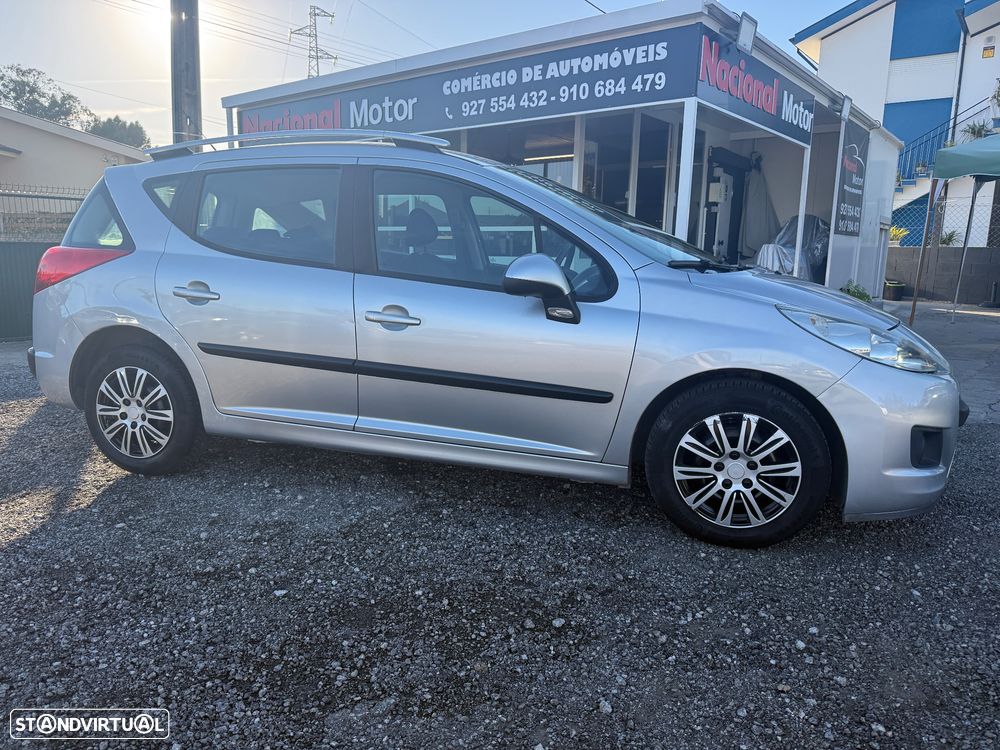 Peugeot 207 SW 1.4 Premium - 6