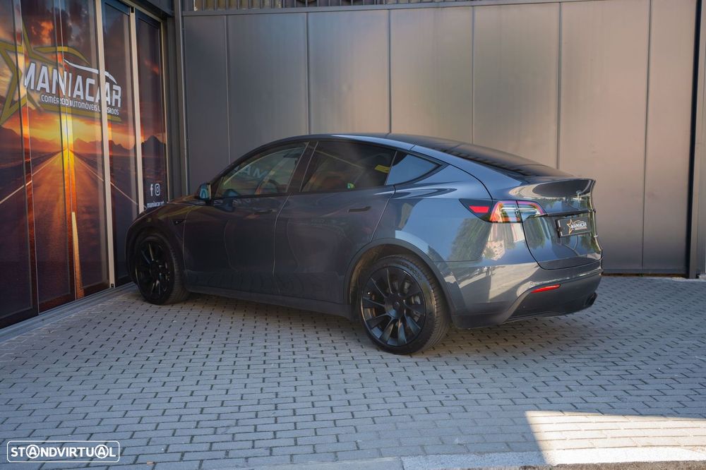 Tesla Model Y Long Range Dual Motor AWD - 7