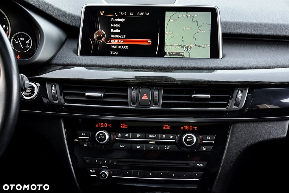 BMW X5 xDrive30d - 36