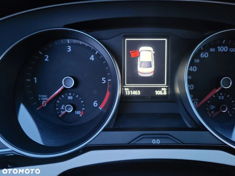 Volkswagen Passat 2.0 TDI BMT Highline - 16