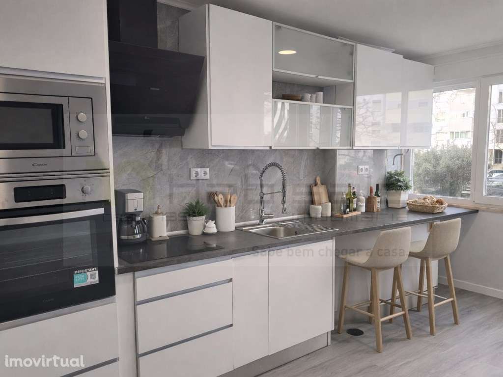 Apartamento T2 Oeiras Totalmente Remodelado - Grande imagem: 3/23