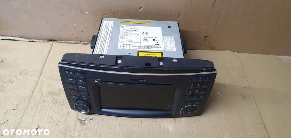 Radio radioodtwarzacz NAVI nawigacja Mercedes R-Klasa W251 R251 A2519005200 - 2