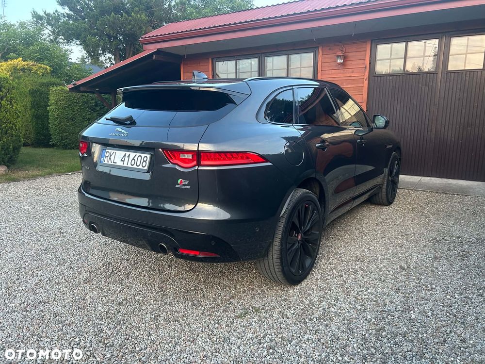 Jaguar F-Pace 3.0 V6 AWD S - 4