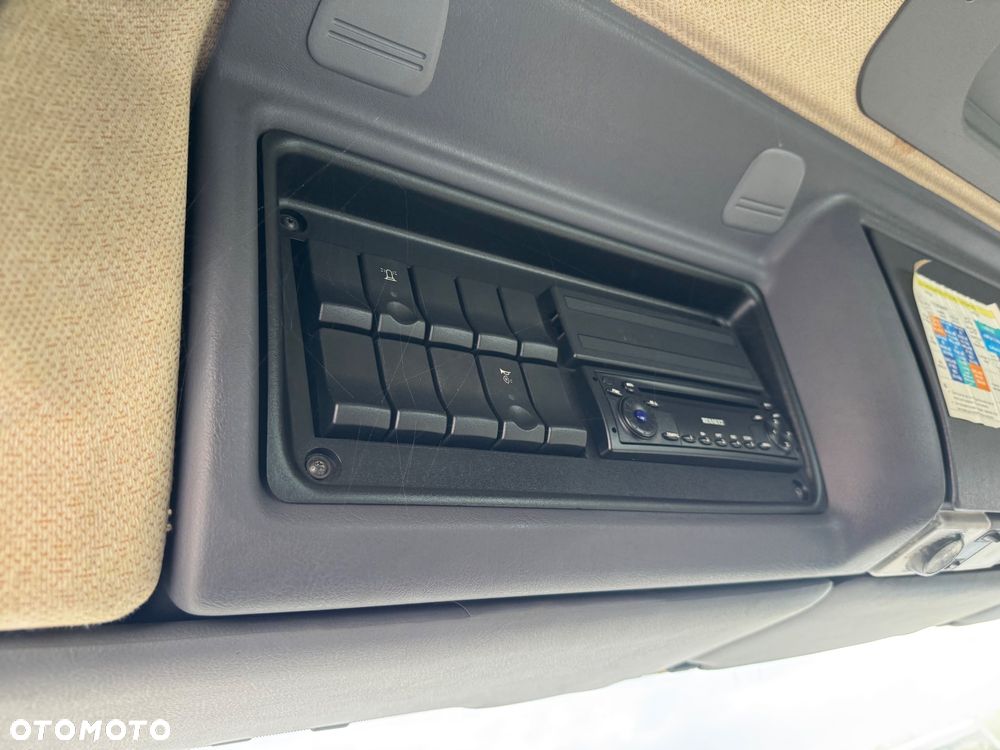 Renault Kerax 270 DCi Wywrotka 3 str 2002 r. SPECJALNY - 31