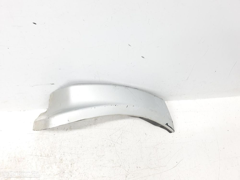 ARO DIREITO DA FRENTE MITSUBISHI MONTERO V60V70 - 1