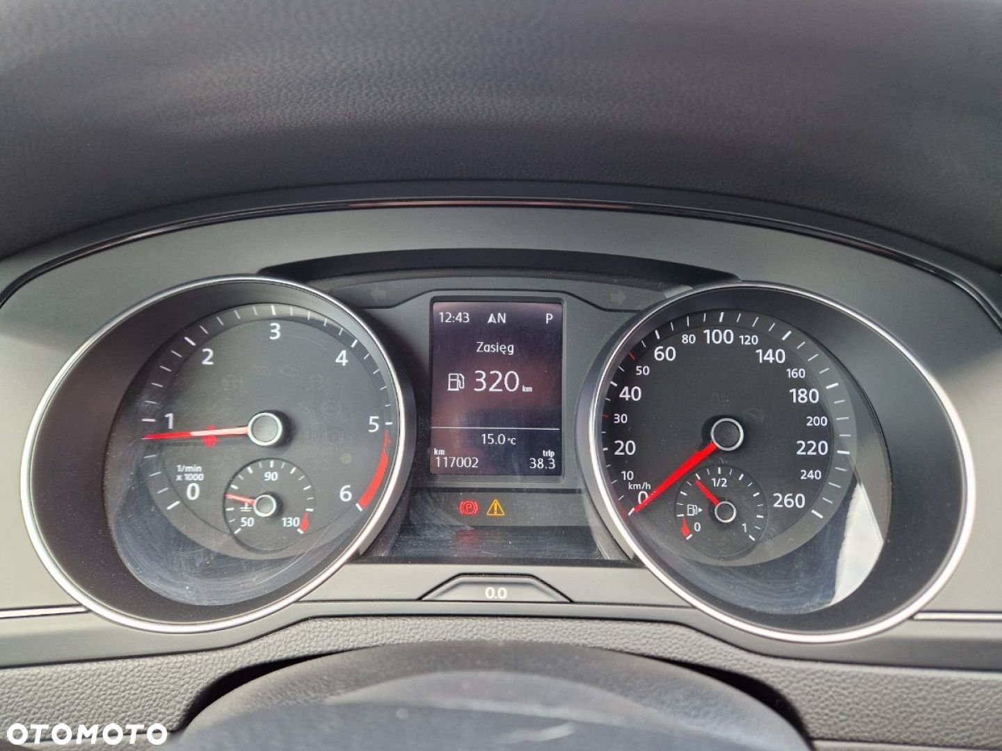 Volkswagen Passat Variant 2.0 TDI SCR DSG - 12
