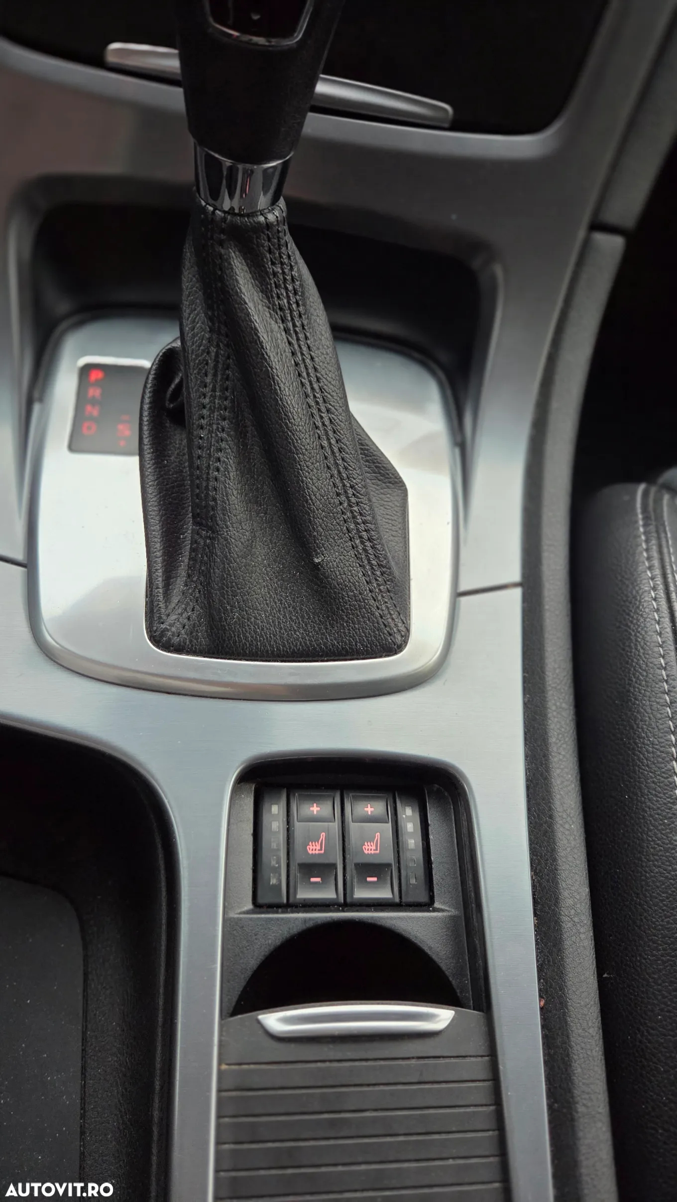 Ford Mondeo 2.0 TDCi Powershift Business Class - 23