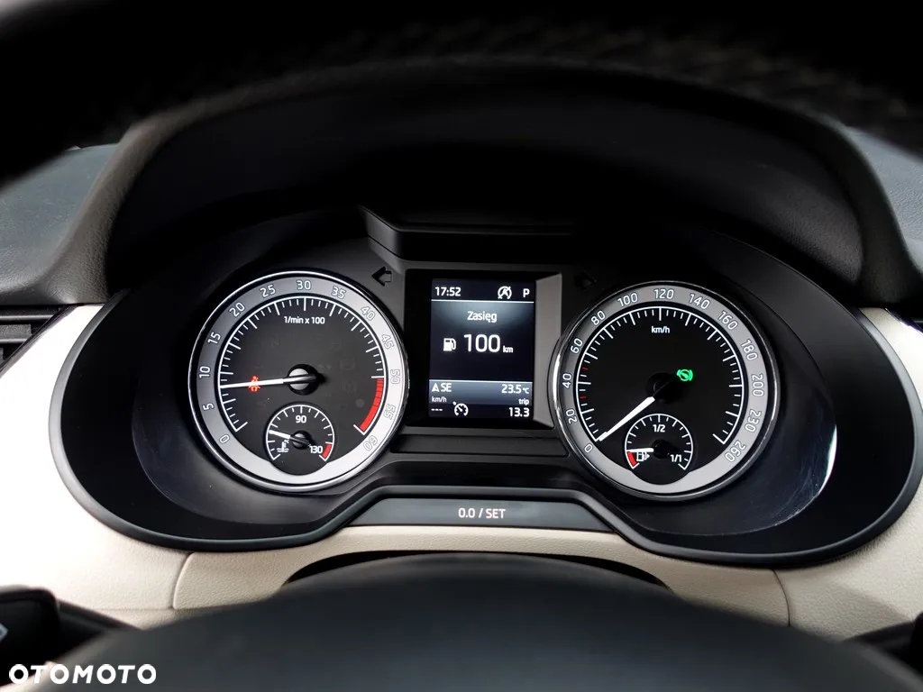 Skoda Octavia 2.0 TDI Elegance DSG - 17