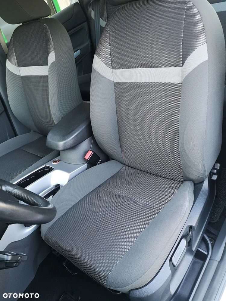 Ford Kuga 2.0 TDCi 2x4 Trend - 19