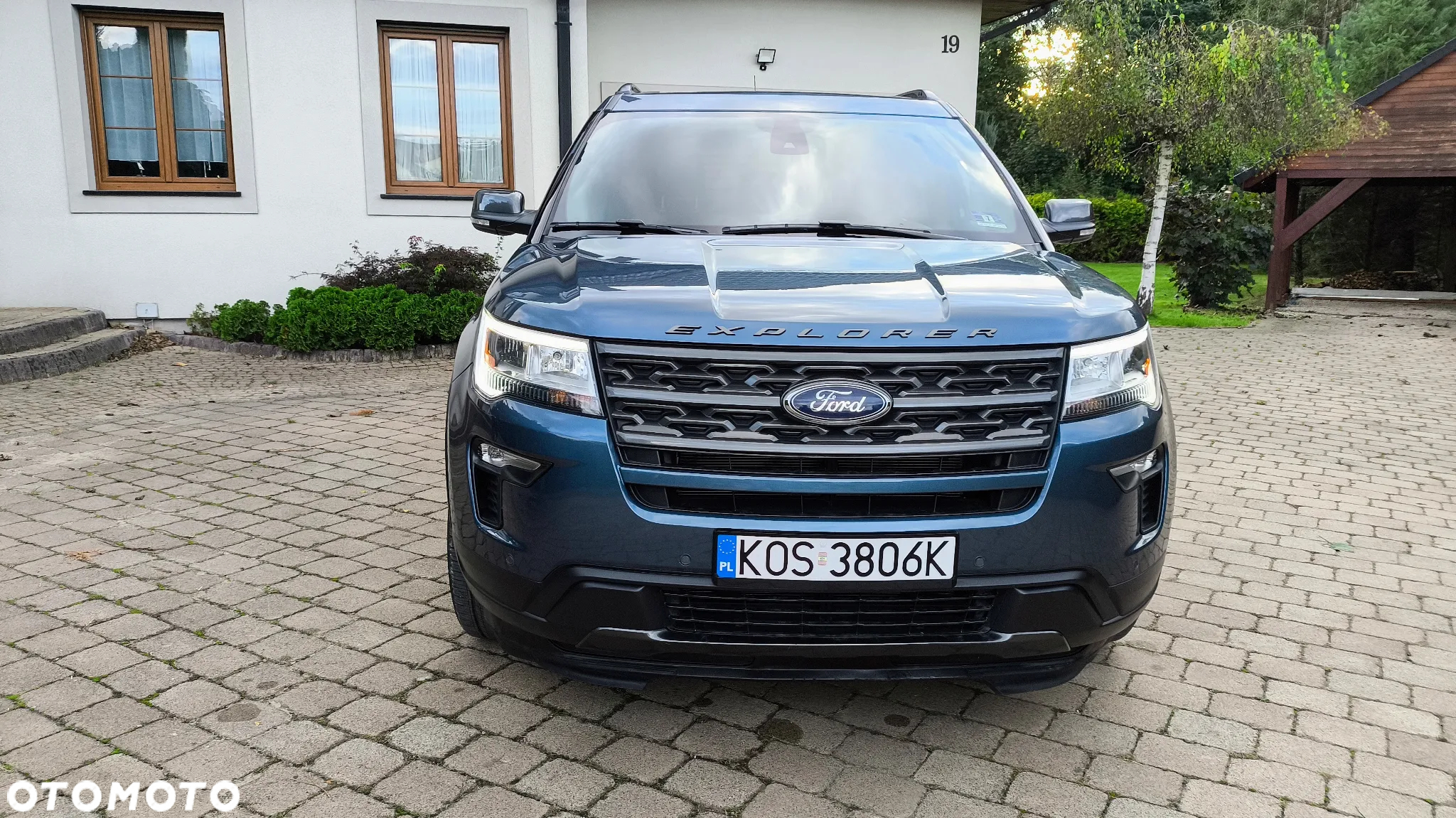 Ford Explorer - 3
