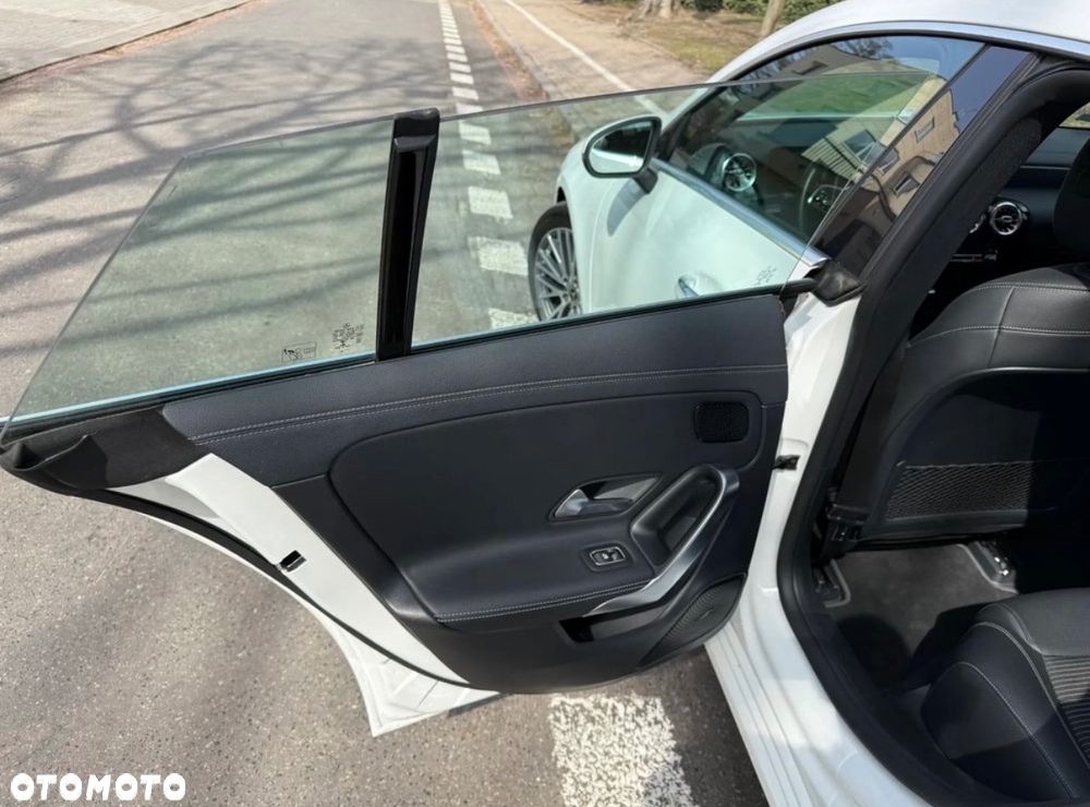 Mercedes-Benz CLA 200 d Progressive 8G-DCT - 10