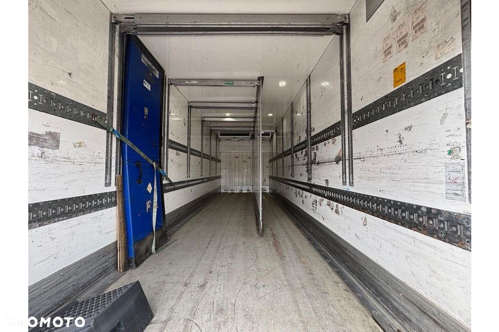 Volvo FM500 6x2*4 + RETARDER + CARRIER SUPRA 1250 + DOUBLE STOCK - 9