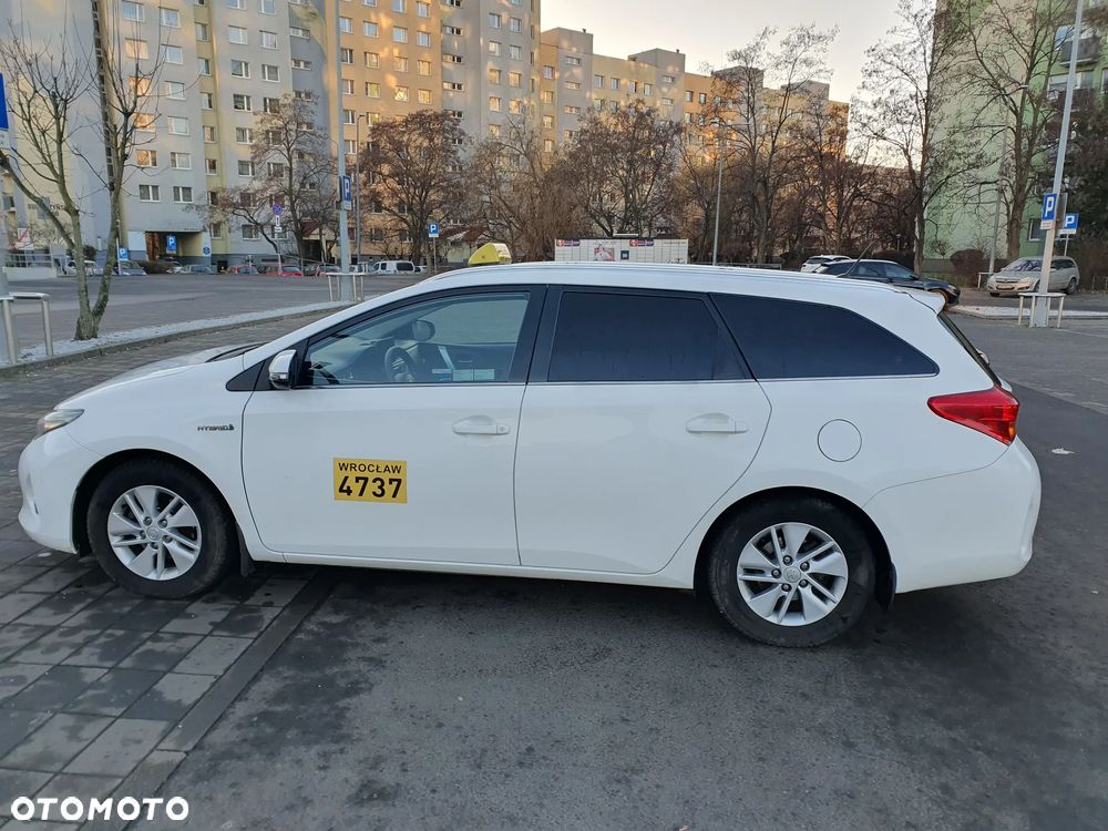 Toyota Auris 1.8 HSD Sol - 8