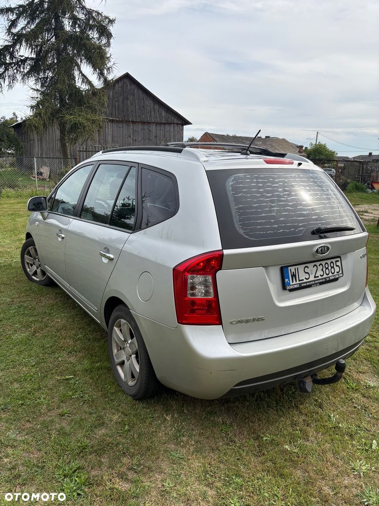 Kia Carens