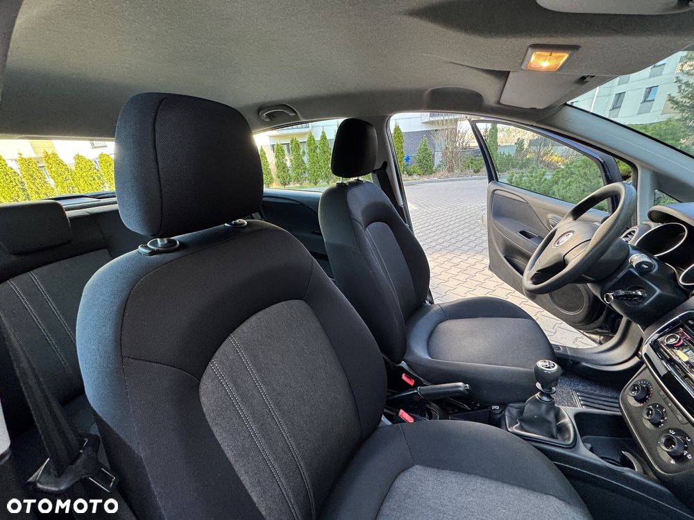 Fiat Punto 2012 - 11