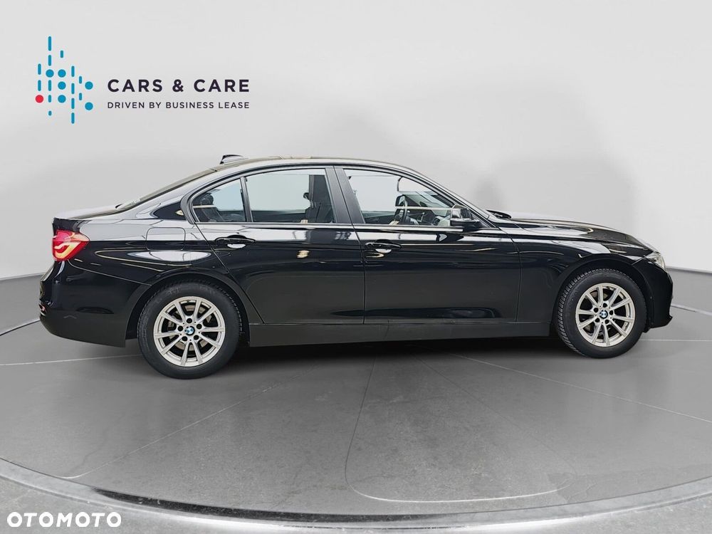 BMW Seria 3 318d - 25