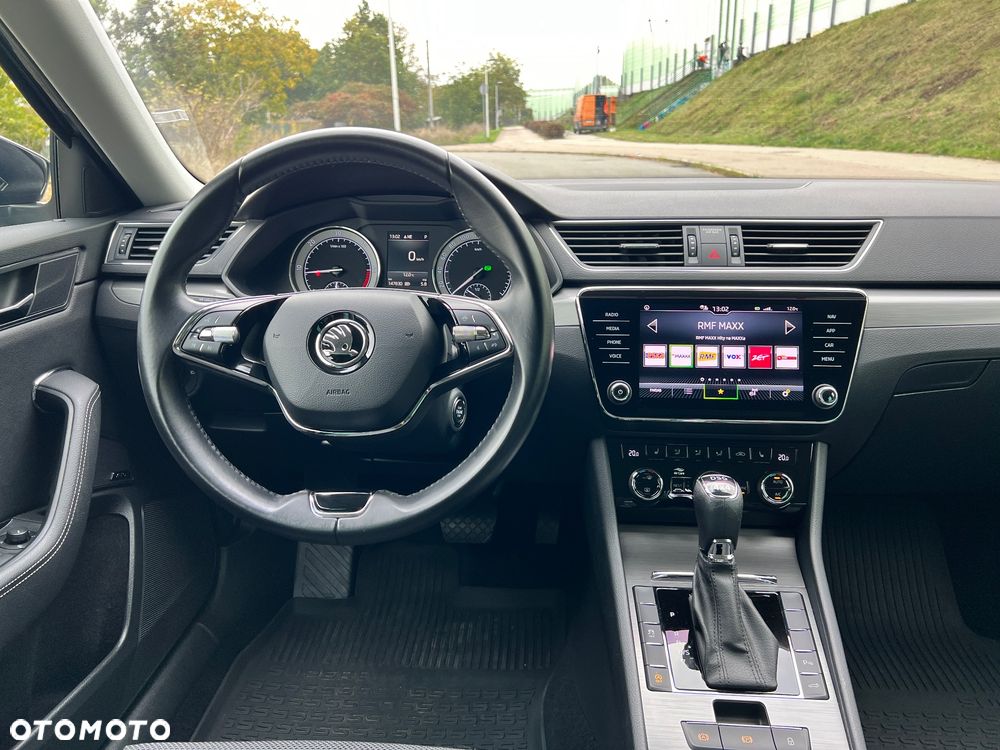 Skoda Superb 2.0 TDI SCR 4x4 Style DSG - 24