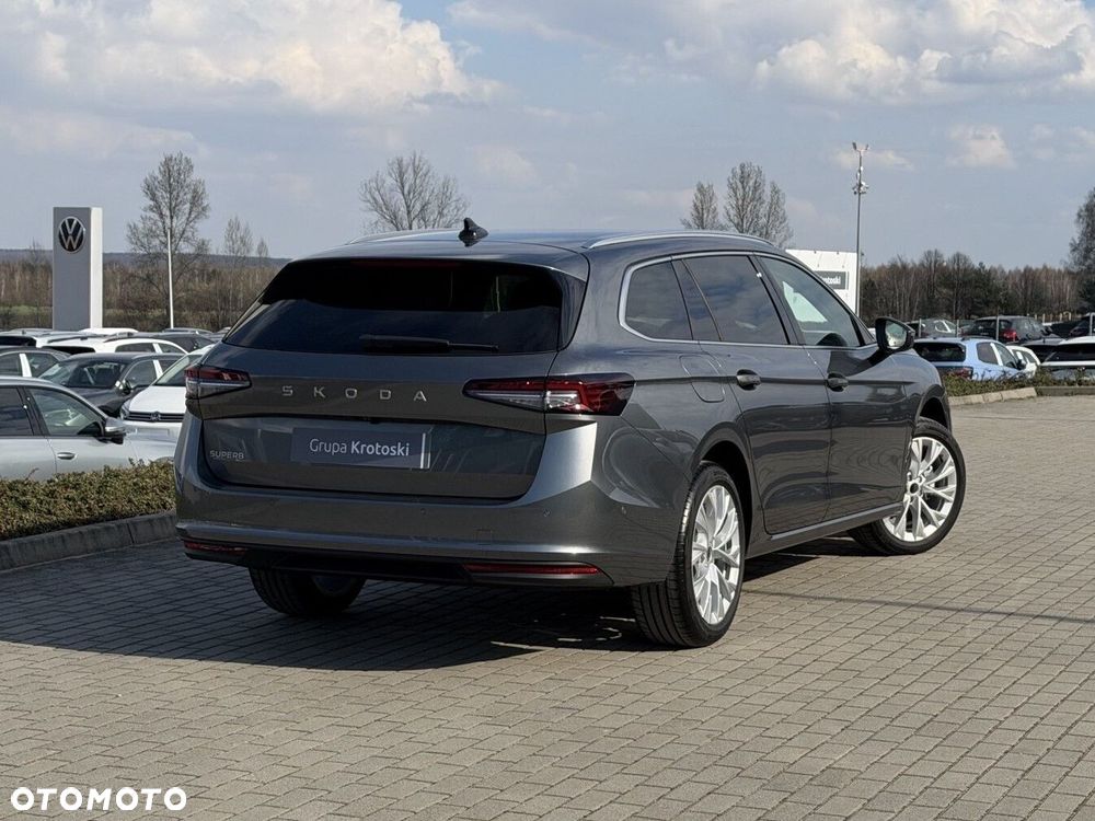 Skoda Superb 2.0 TDI SCR Drive DSG - 4