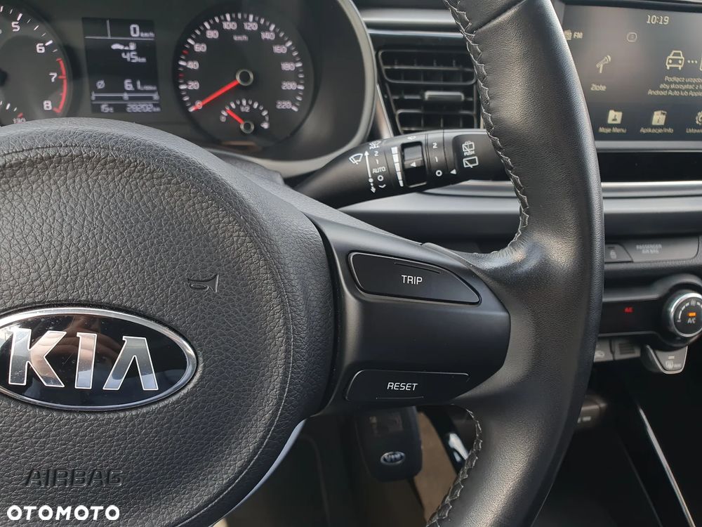 Kia Rio 1.4 L - 36