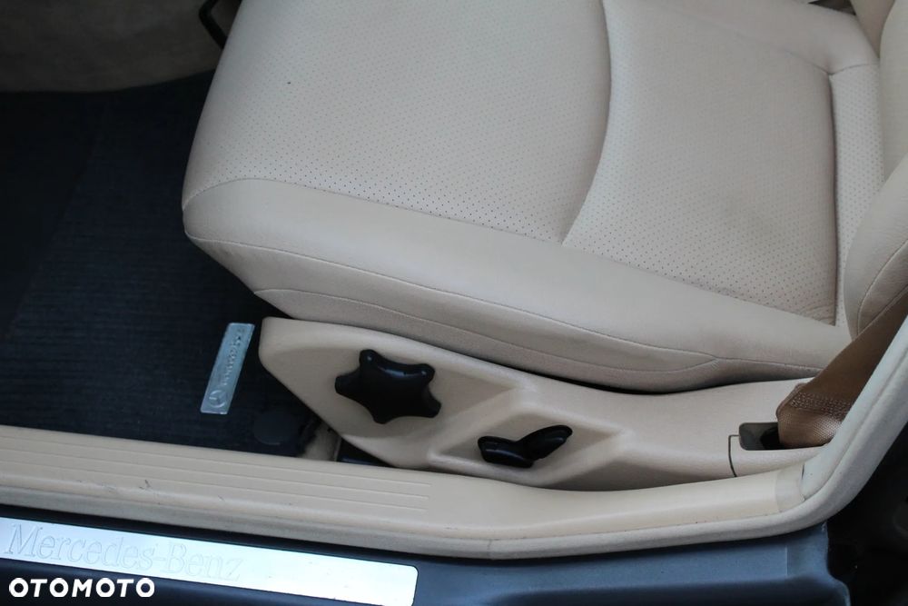 Mercedes-Benz Klasa C 180 Kompressor Elegance Sport Edition - 10