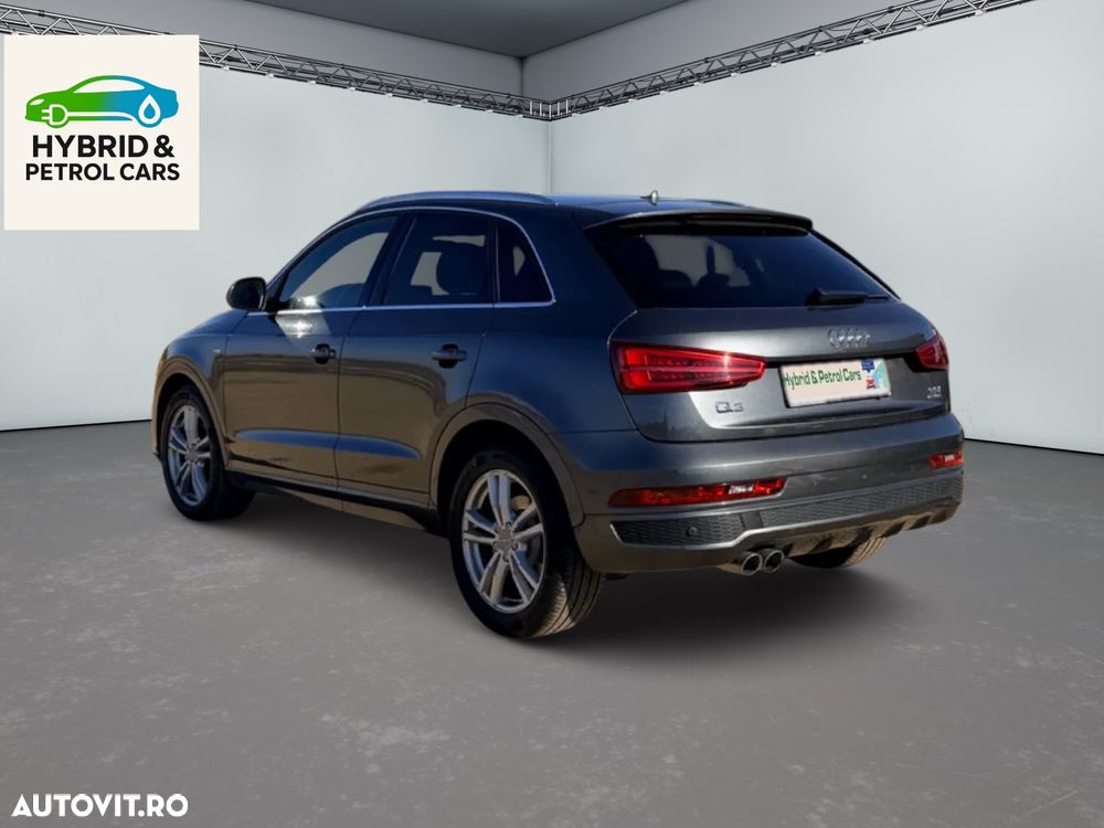Audi Q3 2.0 TDI Quattro Stronic Design - 10