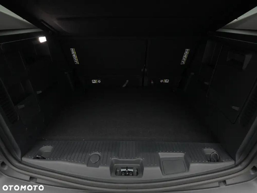 Ford Tourneo Courier 1.0 EcoBoost Titanium - 11