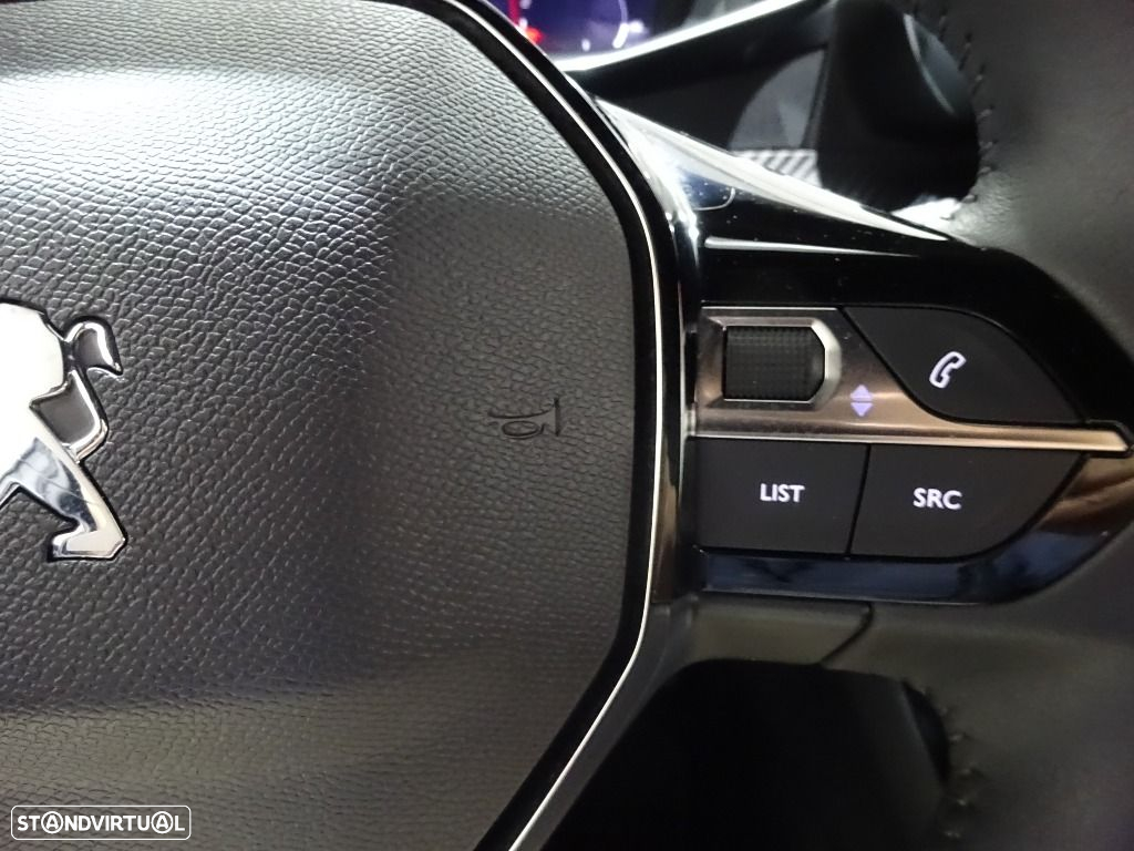 Peugeot 2008 1.2 PureTech Allure Pack - 14