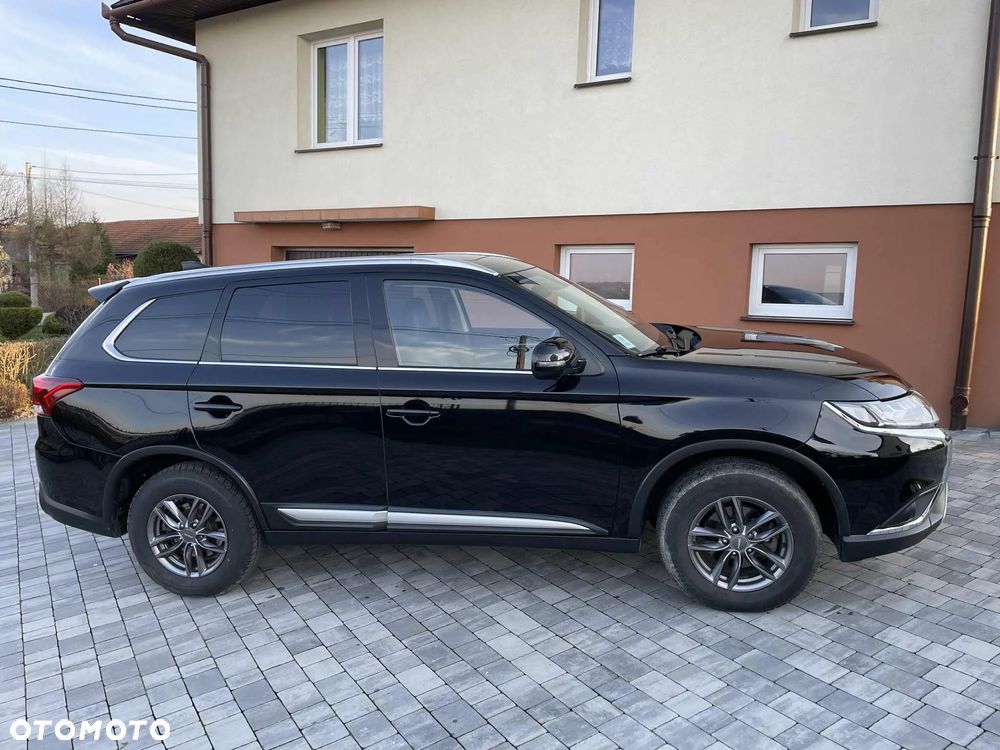 Mitsubishi Outlander 2.4 4WD CVT Instyle - 5