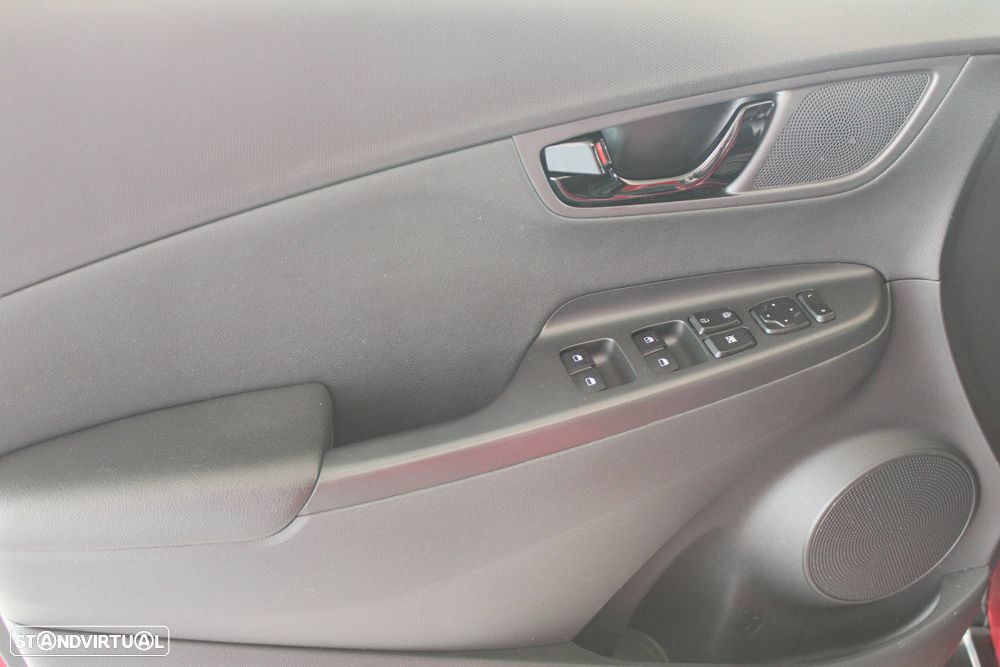 Hyundai Kauai 1.0 T-GDi Premium Tec.Preto - 7