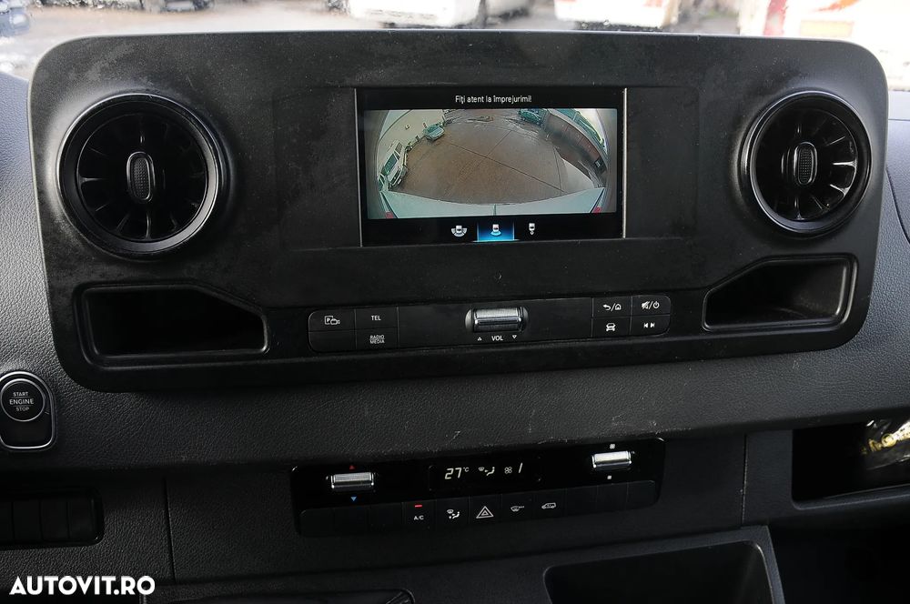 Mercedes-Benz Sprinter - 20