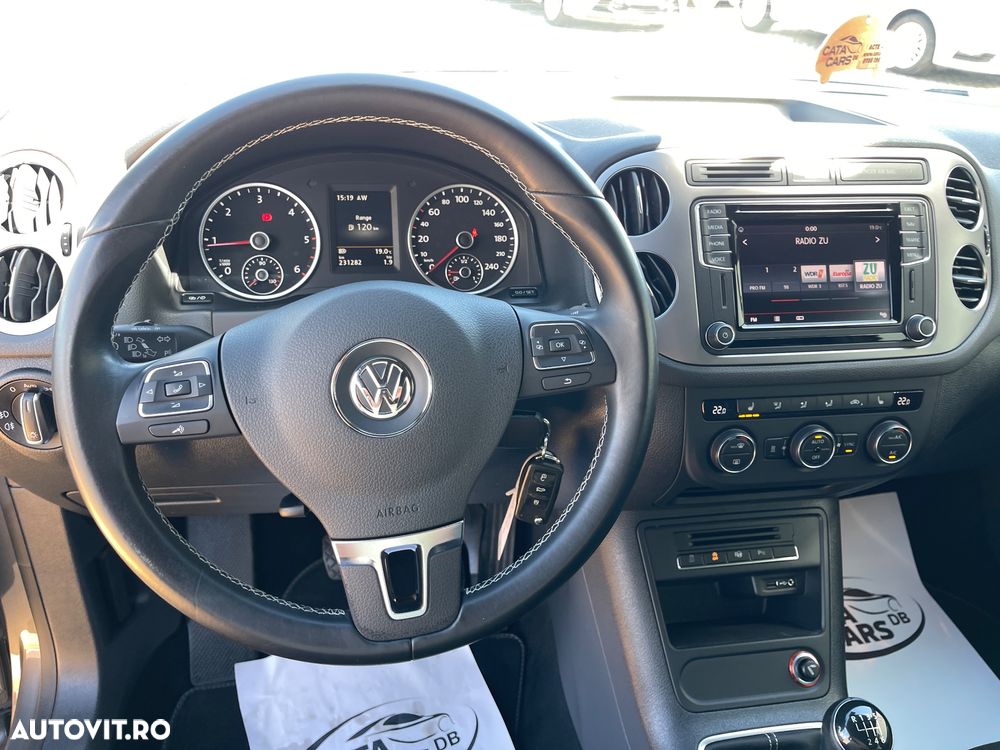 Volkswagen Tiguan 2.0 TDI SCR BlueMotion Technology Lounge Sport & Style - 35