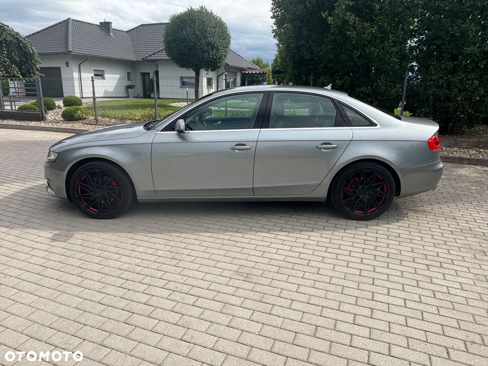 Audi A4 Limousine 2.0 TDI Limited Edition - 4