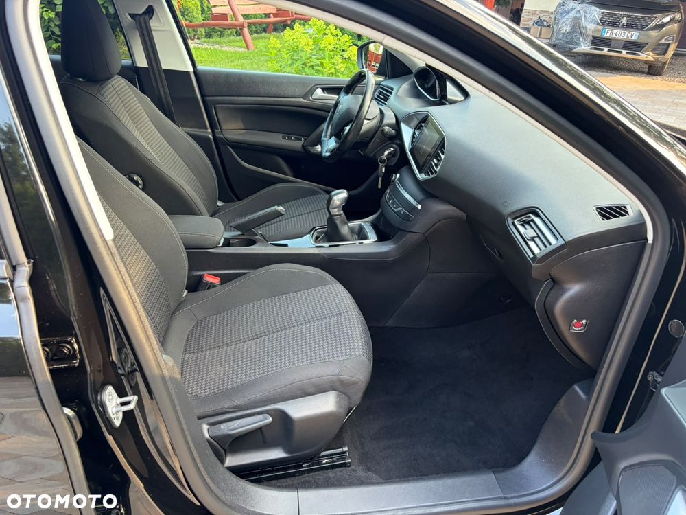 Peugeot 308 - 12