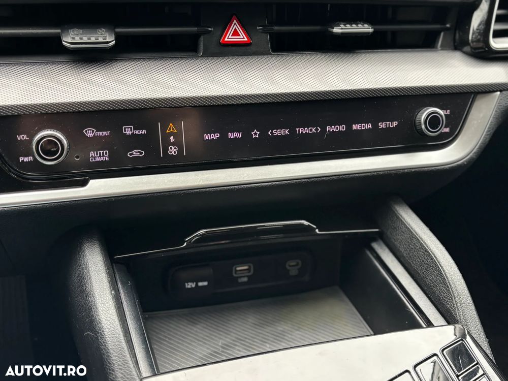 Kia Sportage 1.6 T-GDI HEV 6AT 4x2 Style - 25