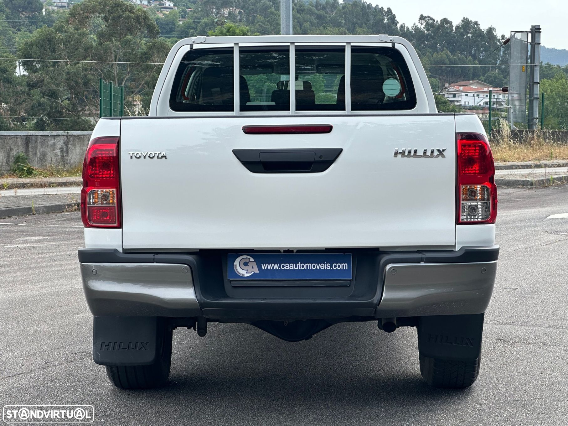 Toyota Hilux 2.4 D-4D 2WD CD - 15