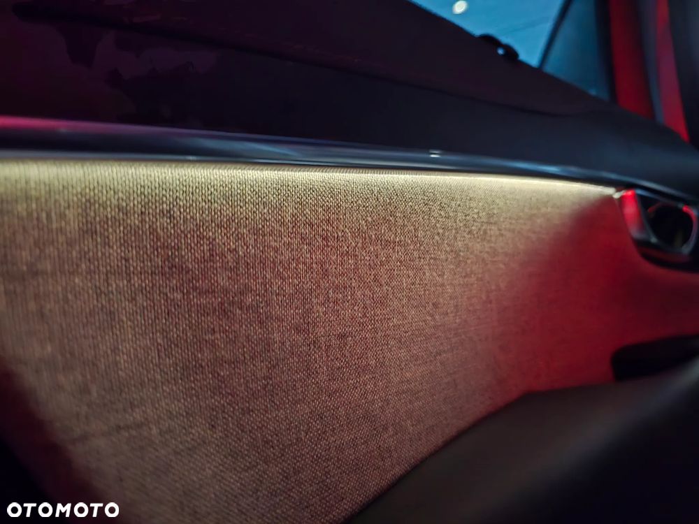 Volvo XC 90 T8 AWD Plug-In Hybrid Ultimate Dark 7os - 22