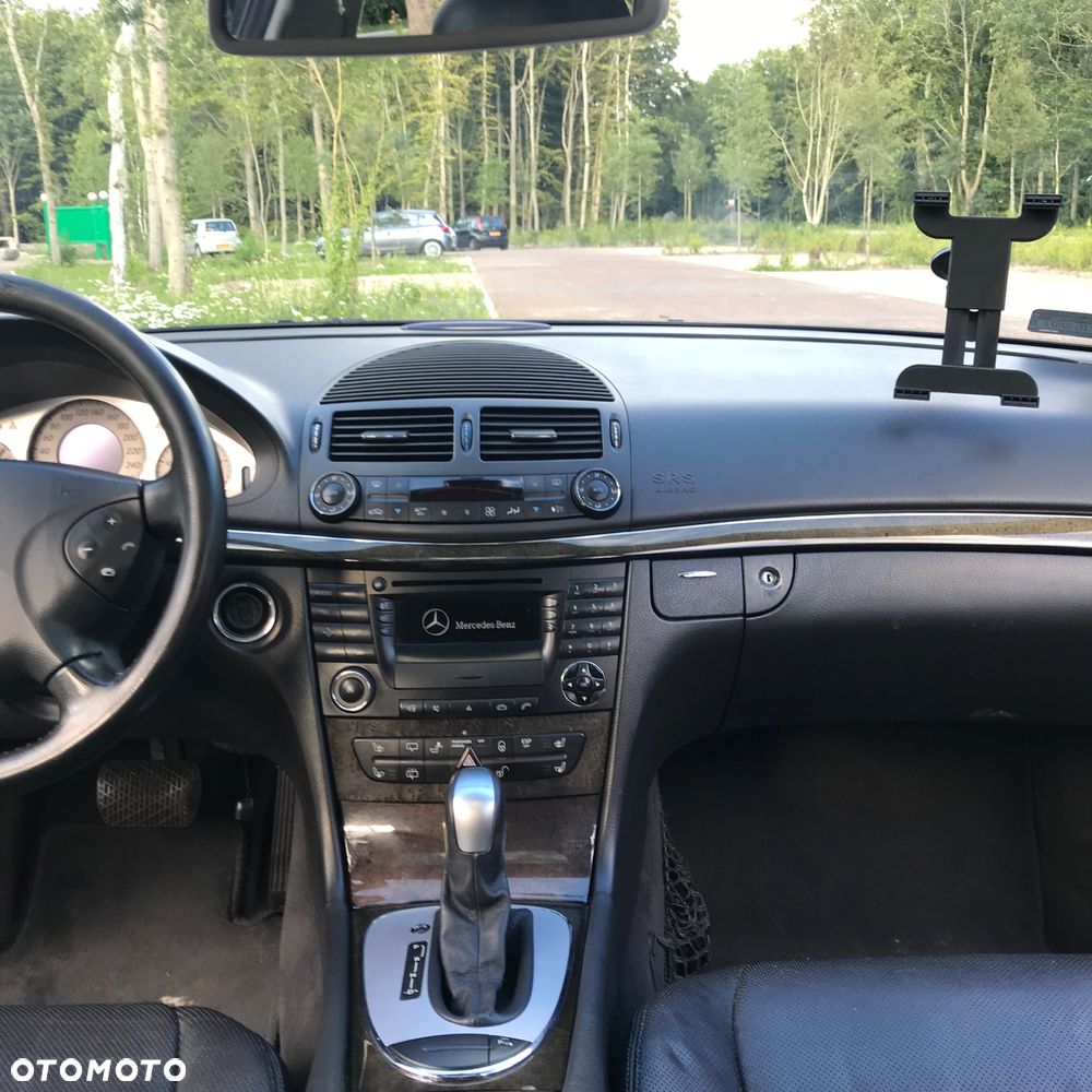 Mercedes-Benz Klasa E 320 CDI T Avantgarde - 8