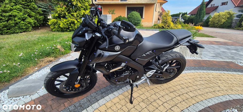 Yamaha MT - 4