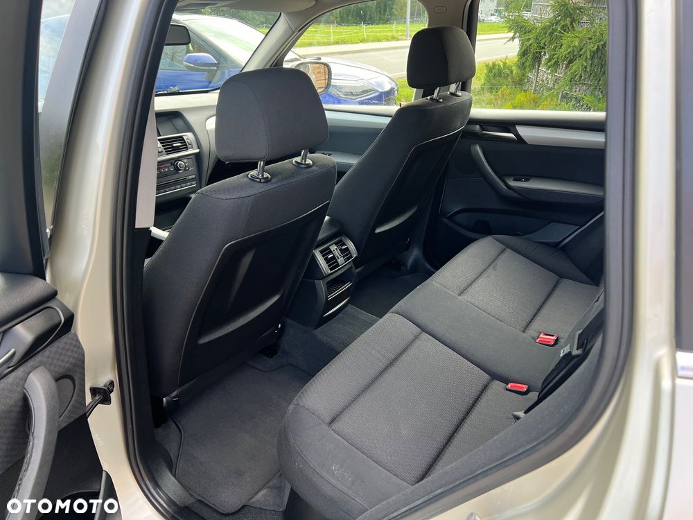 BMW X3 xDrive20d - 24