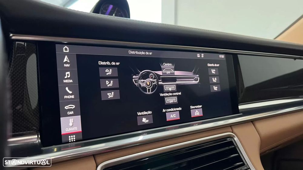 Porsche Panamera Sport Turismo 4 E-Hybrid Platinum Edition - 22