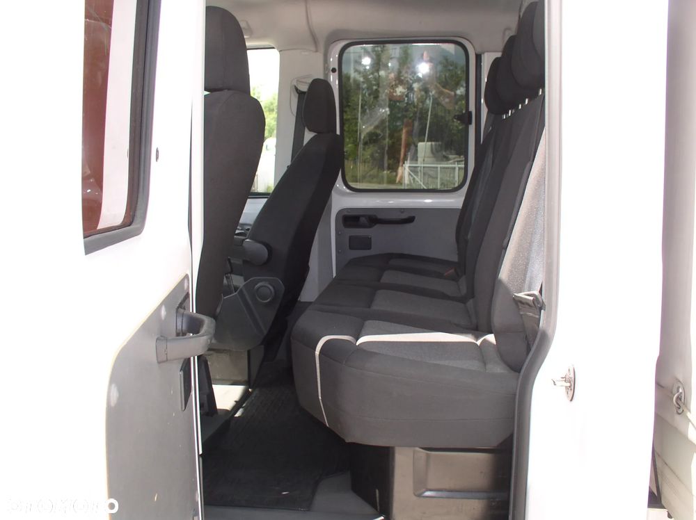 Volkswagen CRAFTER - 15
