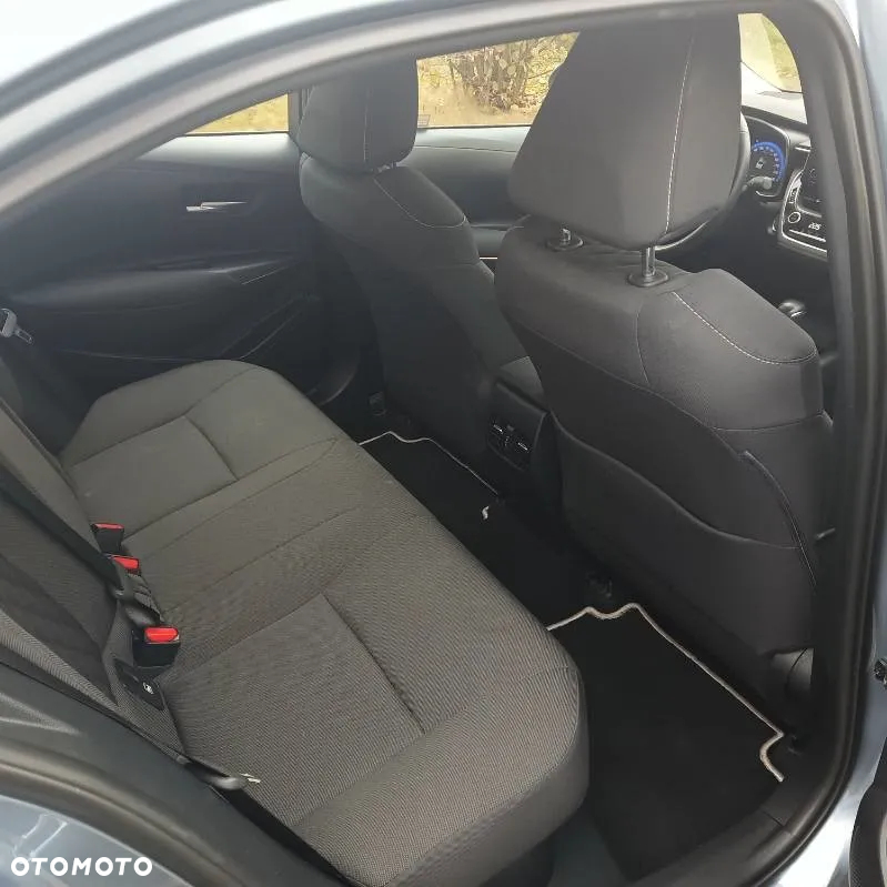 Toyota Corolla - 17