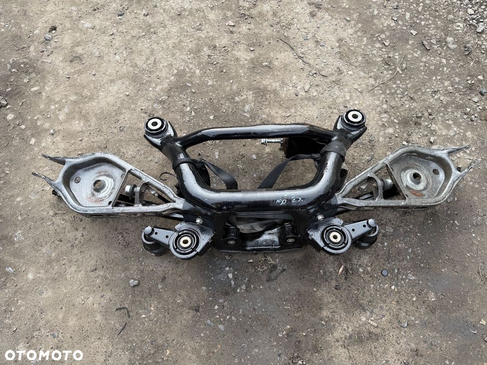 Zawieszenie tylne BMW X3 E83 - 1