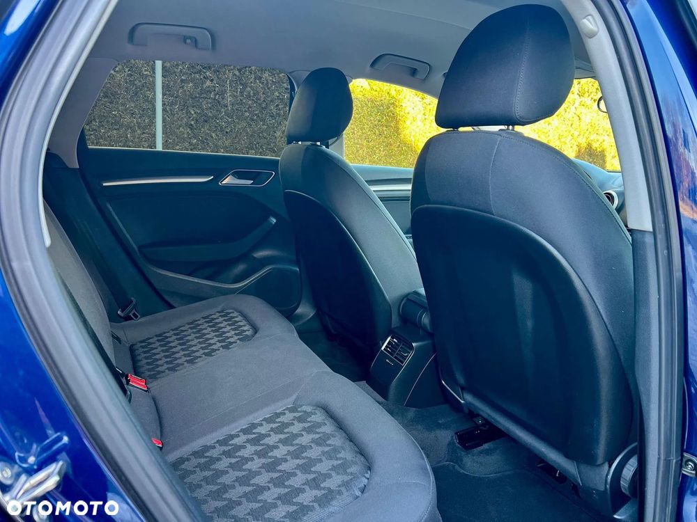 Audi A3 Sportback - 6