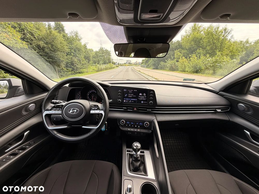 Hyundai Elantra 1.6 Smart - 6