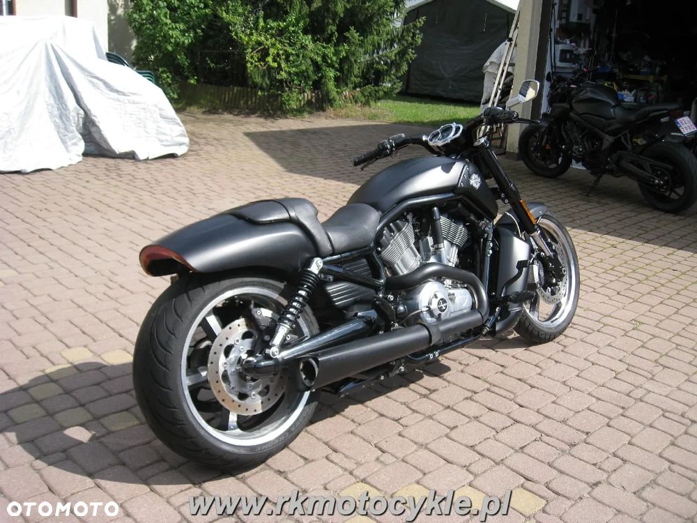 Harley-Davidson V-Rod Muscle - 3