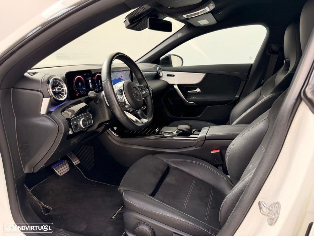 Mercedes-Benz CLA 250 e Shooting Brake AMG Line - 13
