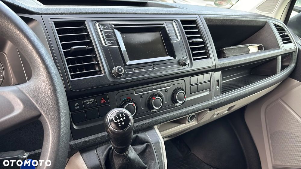 Volkswagen Transporter T6 TDI L2H1 Mixt - 13