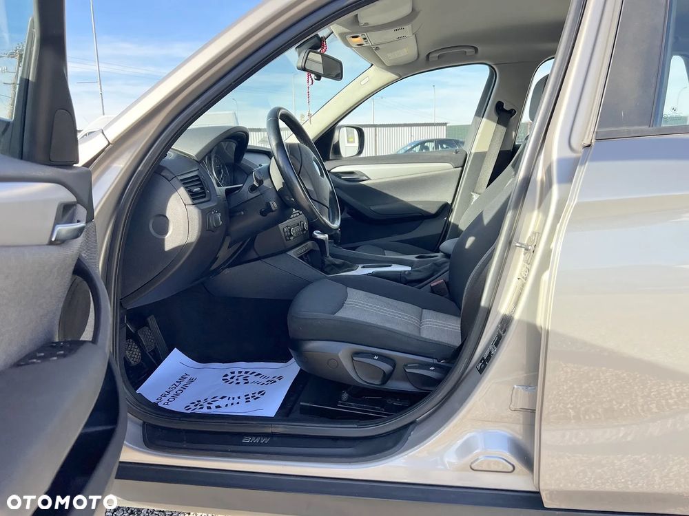 BMW X1 xDrive18d - 11