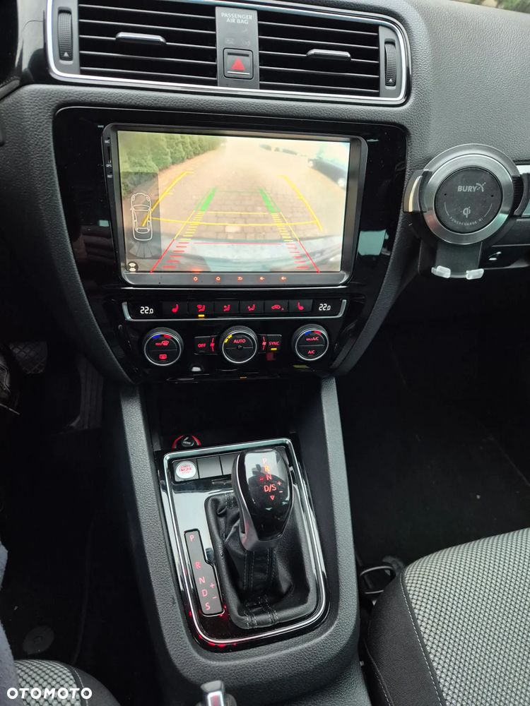 Volkswagen Jetta 1.4 DSG Highline - 7